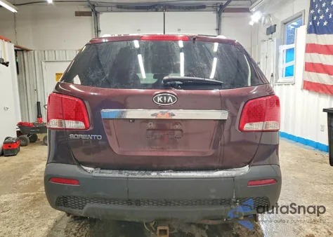 2012 Kia Sorento Base z USA, uszkodzony, nr VIN 5XYKTDA68CG276953